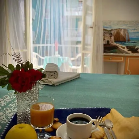 Affittacamere Room in BB - Hotel Villa Alexandra a Bellaria *